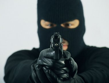 Βίντεο: Η πιο αποτυχημένη ληστεία που έχει γίνει ποτέ